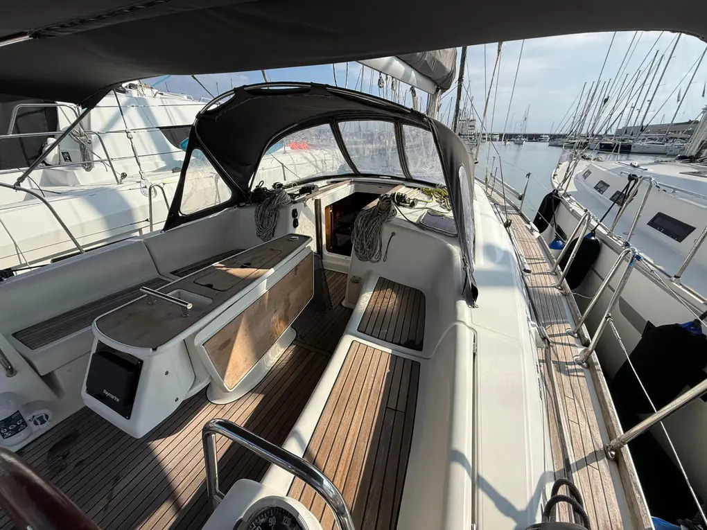 2008 Beneteau Oceanis 40 for sale (photo 8)