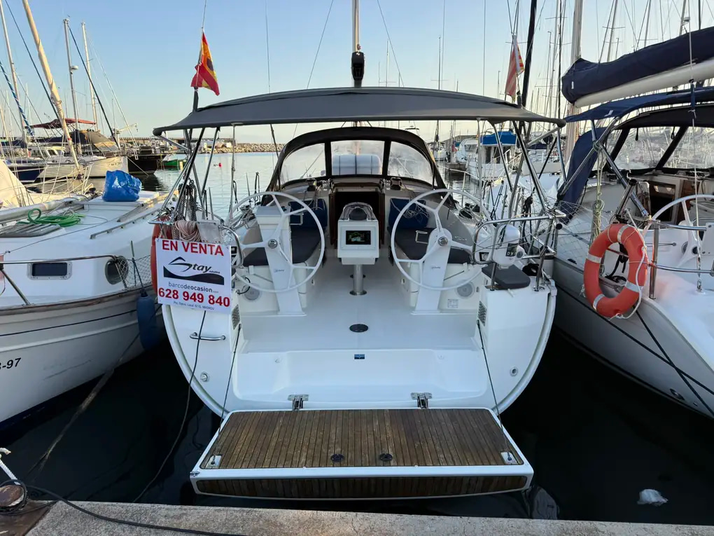 2019 Bavaria 37 Cruiser te koop (photo 7)