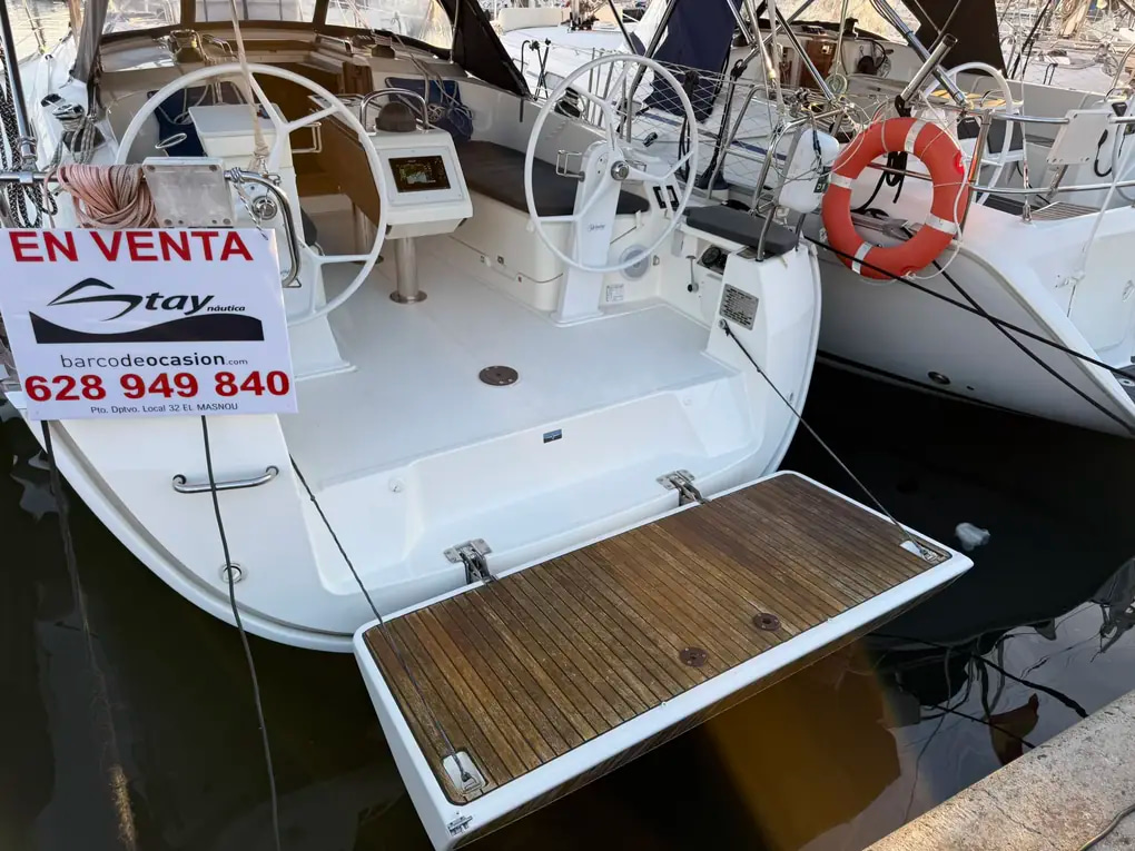 2019 Bavaria 37 Cruiser te koop (photo 8)