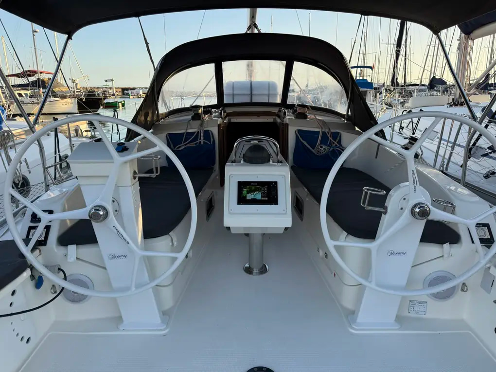 2019 Bavaria 37 Cruiser te koop (photo 11)