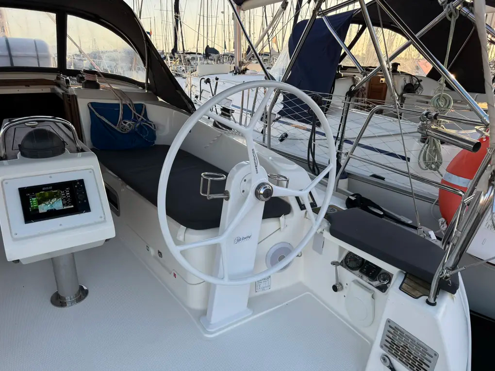 2019 Bavaria 37 Cruiser te koop (photo 13)