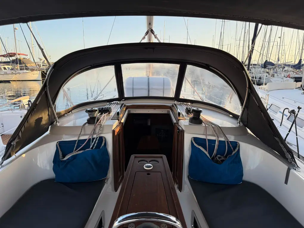 2019 Bavaria 37 Cruiser te koop (photo 23)