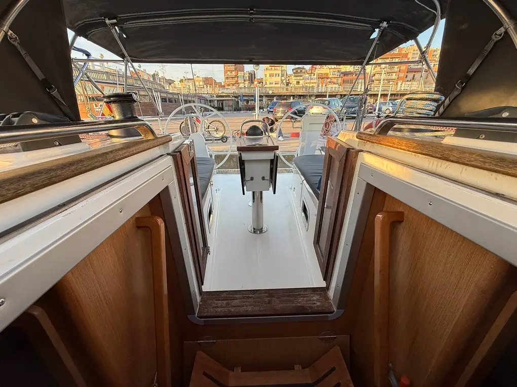 2019 Bavaria 37 Cruiser te koop (photo 26)