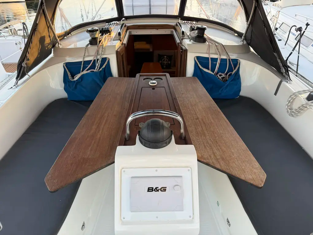 2019 Bavaria 37 Cruiser te koop (photo 47)