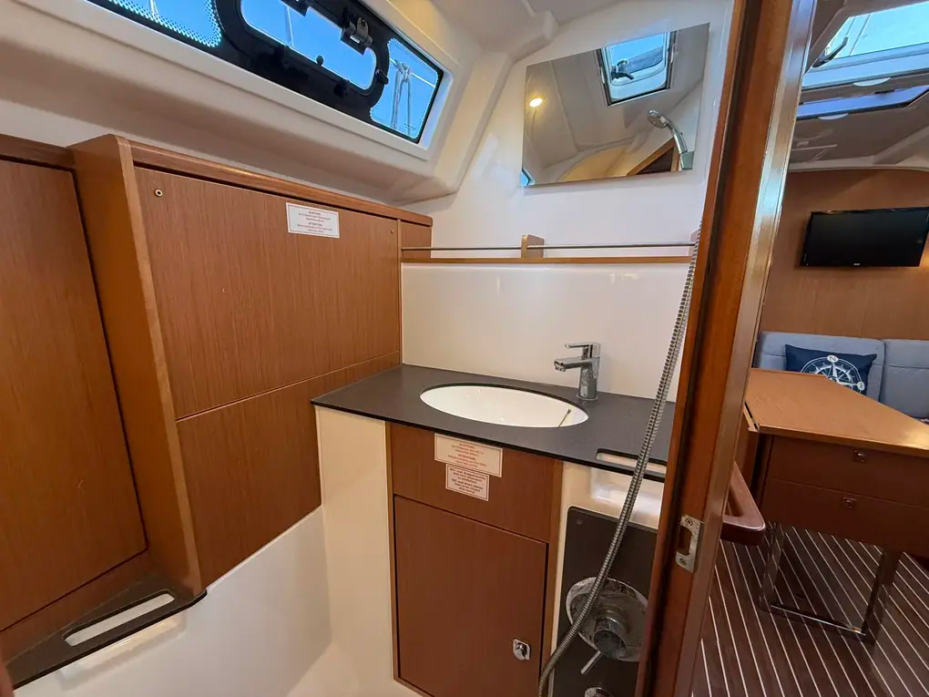 2019 Bavaria 37 Cruiser te koop (photo 69)