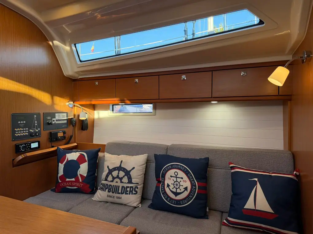 2019 Bavaria 37 Cruiser te koop (photo 72)