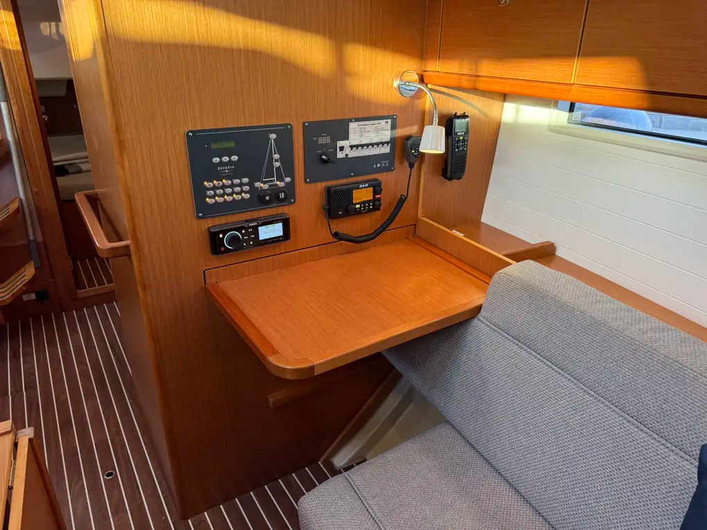 2019 Bavaria 37 Cruiser te koop (photo 74)