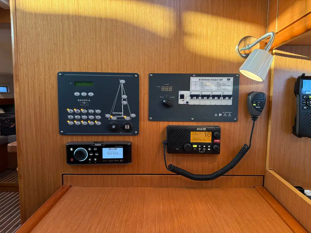 2019 Bavaria 37 Cruiser te koop (photo 76)