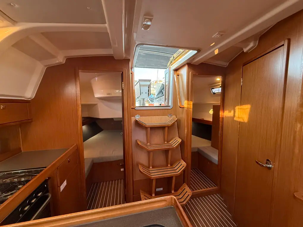 2019 Bavaria 37 Cruiser te koop (photo 84)