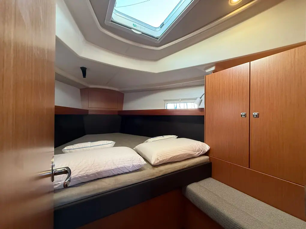 2019 Bavaria 37 Cruiser te koop (photo 93)