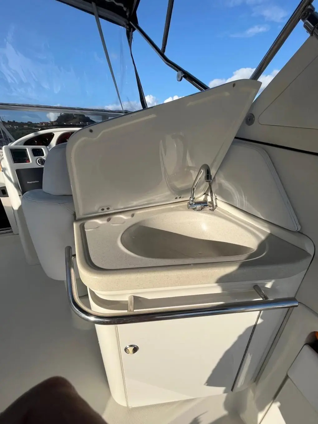 2004 Cranchi Smeraldo 37 for sale (photo 15)