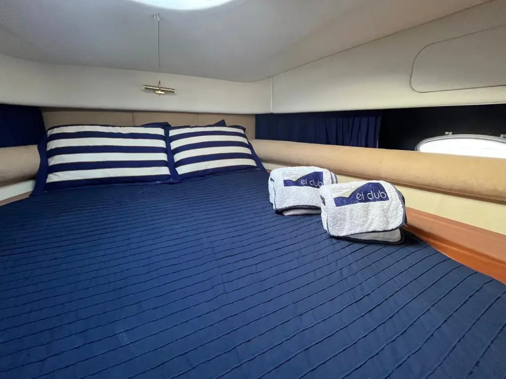 2004 Cranchi Smeraldo 37 for sale (photo 21)