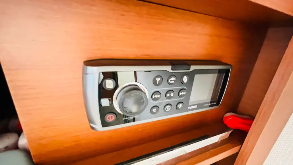 2016 Jeanneau Leader 36 te koop (photo 27)