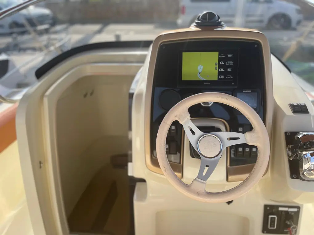 2021 Invictus 270 zu verkaufen (photo 10)