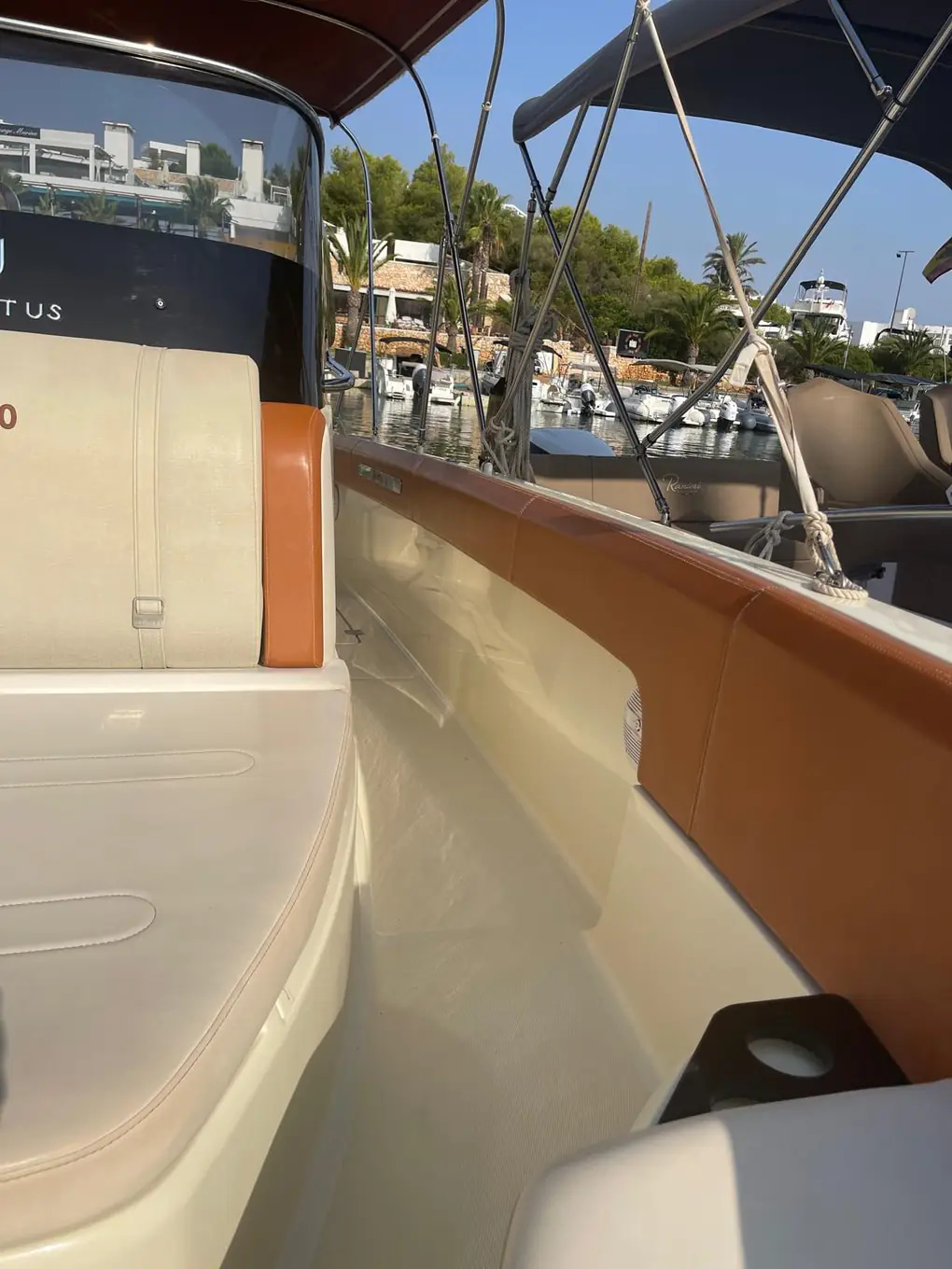 2021 Invictus 270 zu verkaufen (photo 11)