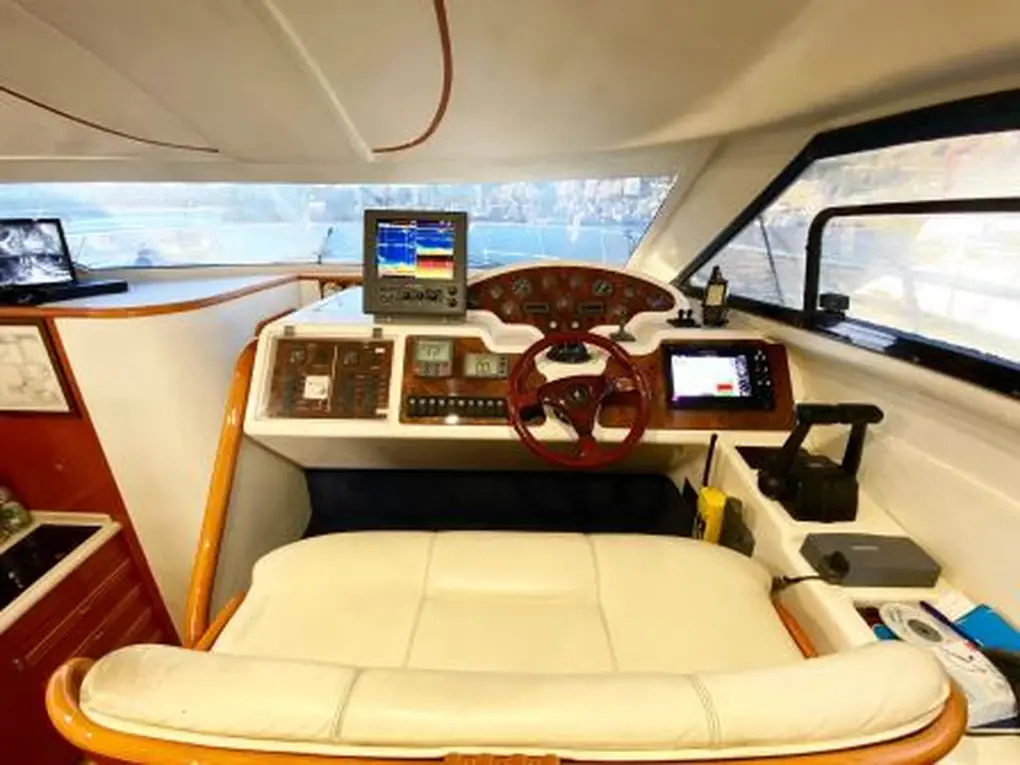 2003 Astondoa 39 zu verkaufen (photo 9)