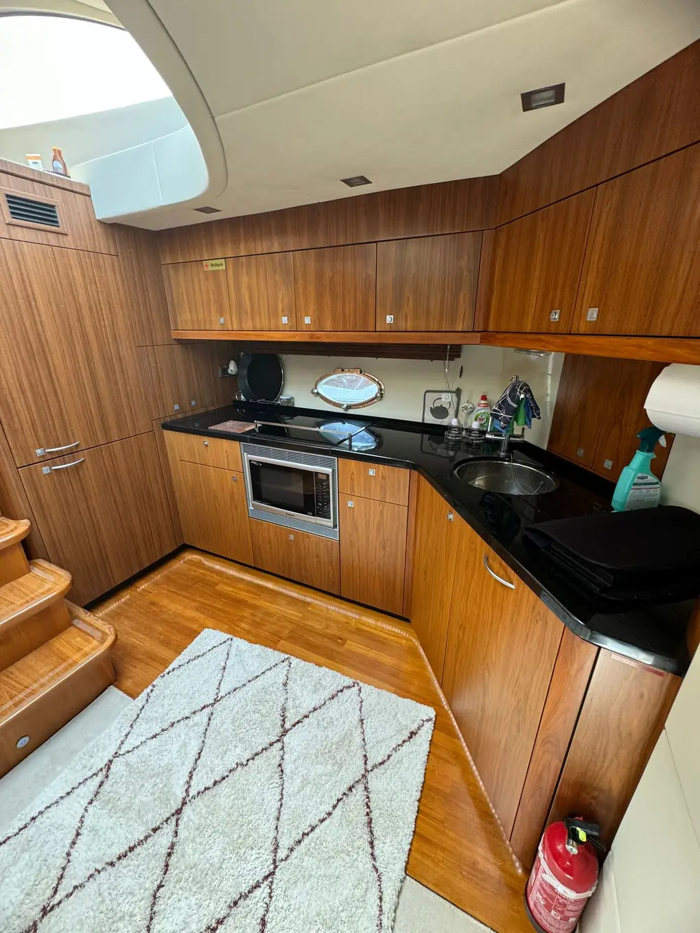2007 Sunseeker Predator 62 for sale (photo 13)