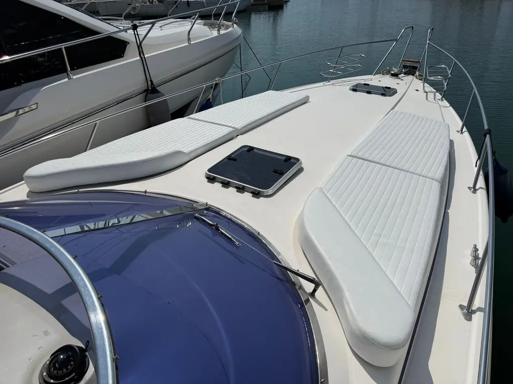 1989 Sunseeker 43 Thunderhawk te koop (photo 12)