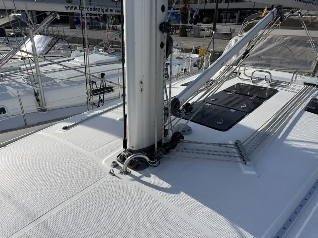 2011 Bavaria 45 Cruiser en venta (photo 40)