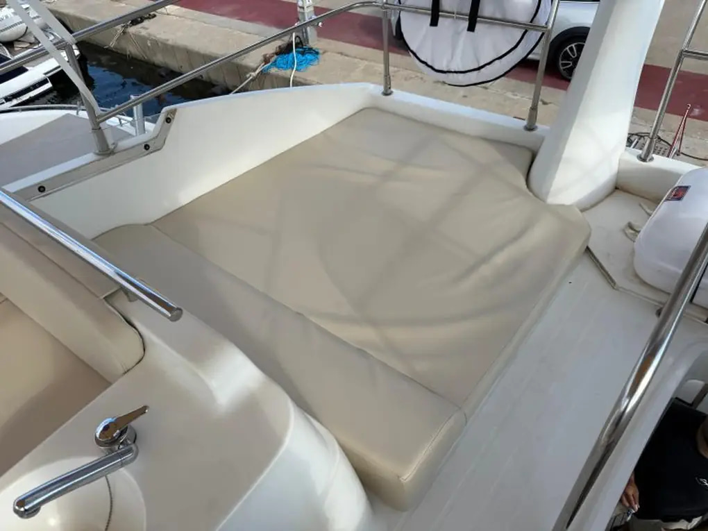 2004 Beneteau Antares 13.80 à vendre (photo 10)