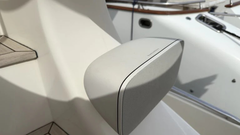 2002 Azimut 68 Plus for sale (photo 10)