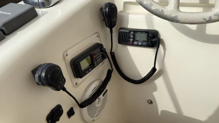 2002 Azimut 68 Plus for sale (photo 13)