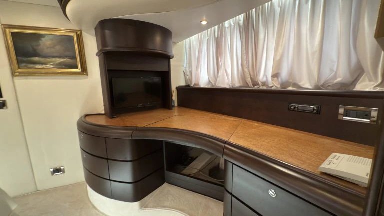 2002 Azimut 68 Plus for sale (photo 42)