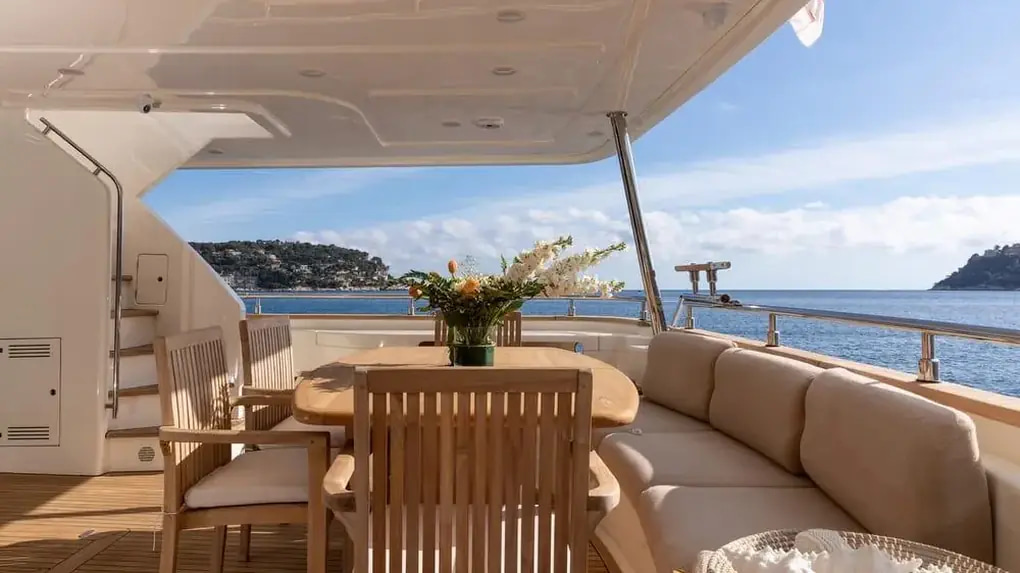 2010 Ferretti Navetta 26 te koop (photo 21)