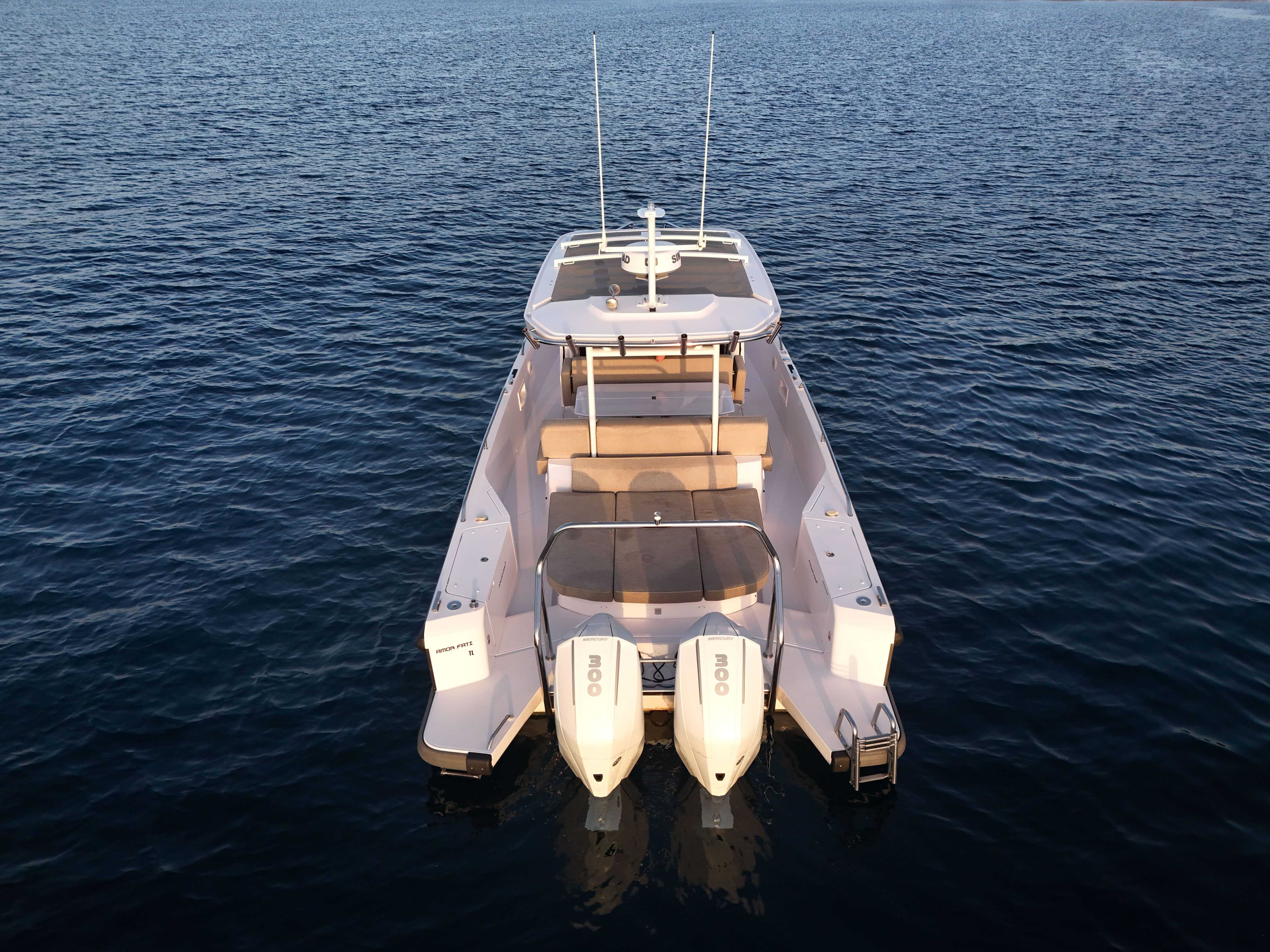2022 Axopar 37 Sun Top à vendre (photo 5)