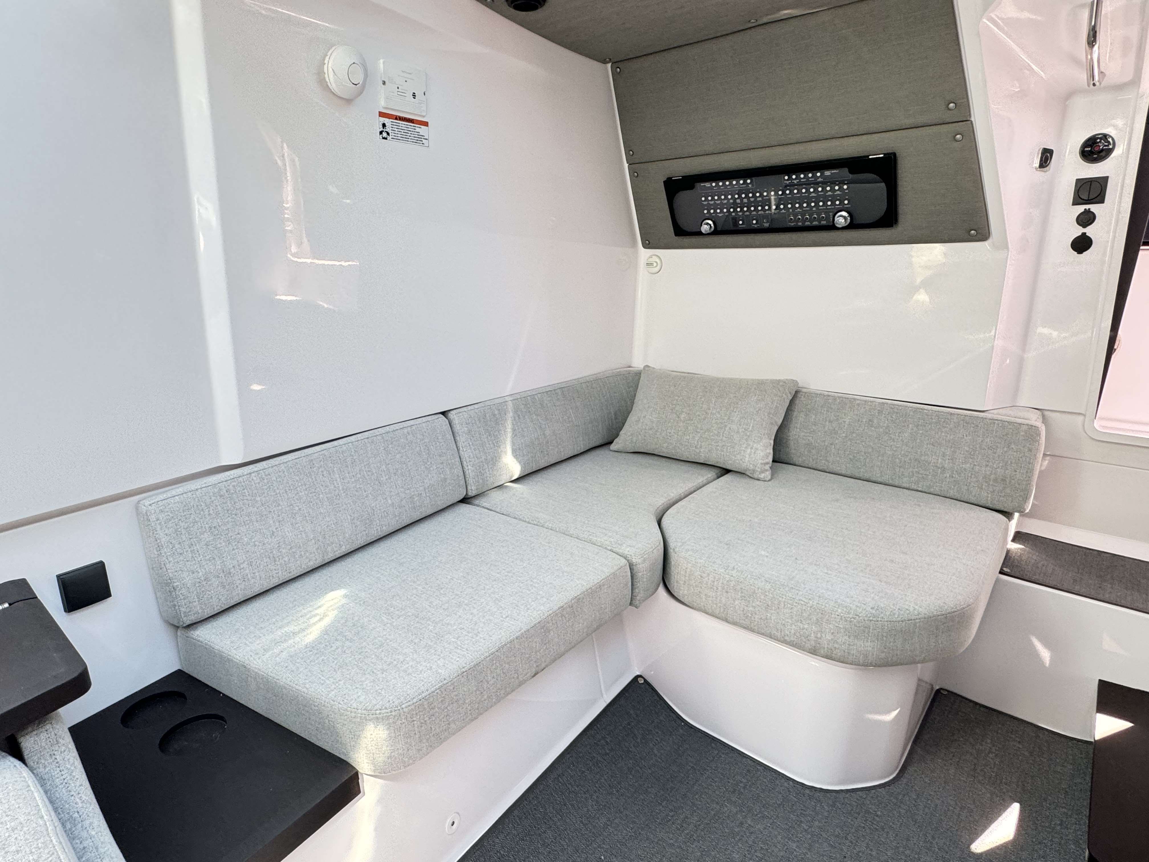2022 Axopar 37 Sun Top à vendre (photo 11)