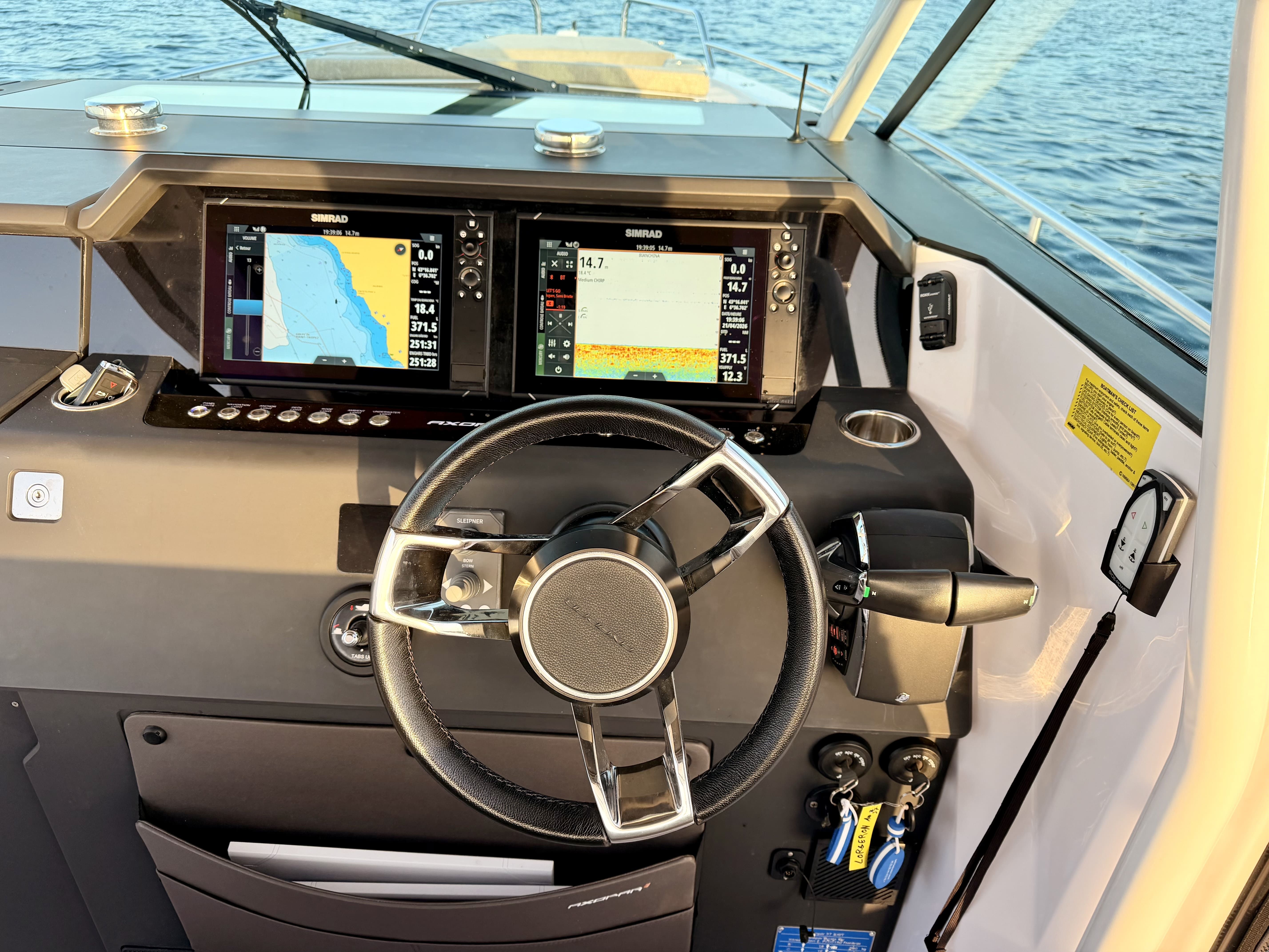 2022 Axopar 37 Sun Top à vendre (photo 13)