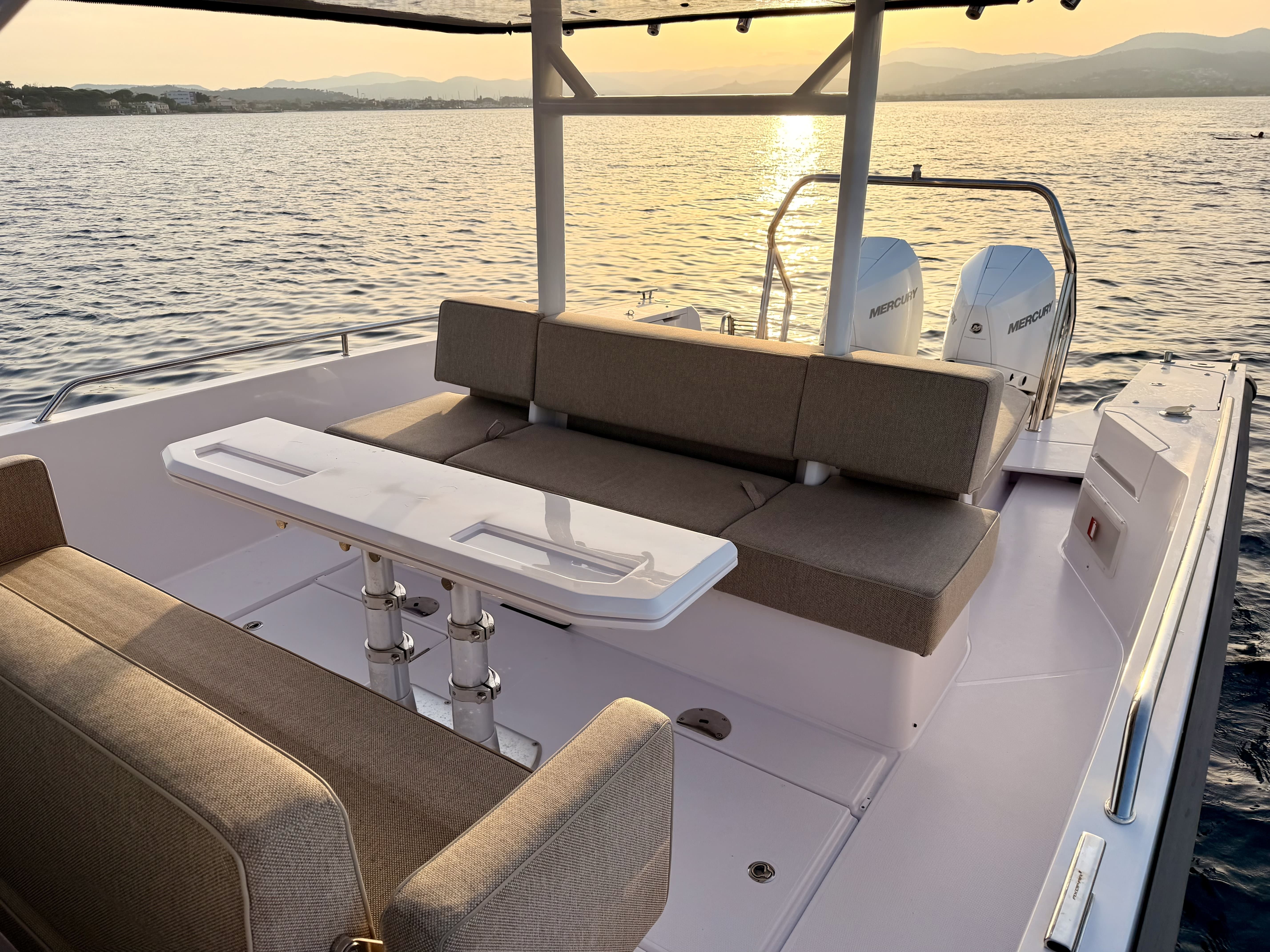 2022 Axopar 37 Sun Top à vendre (photo 15)