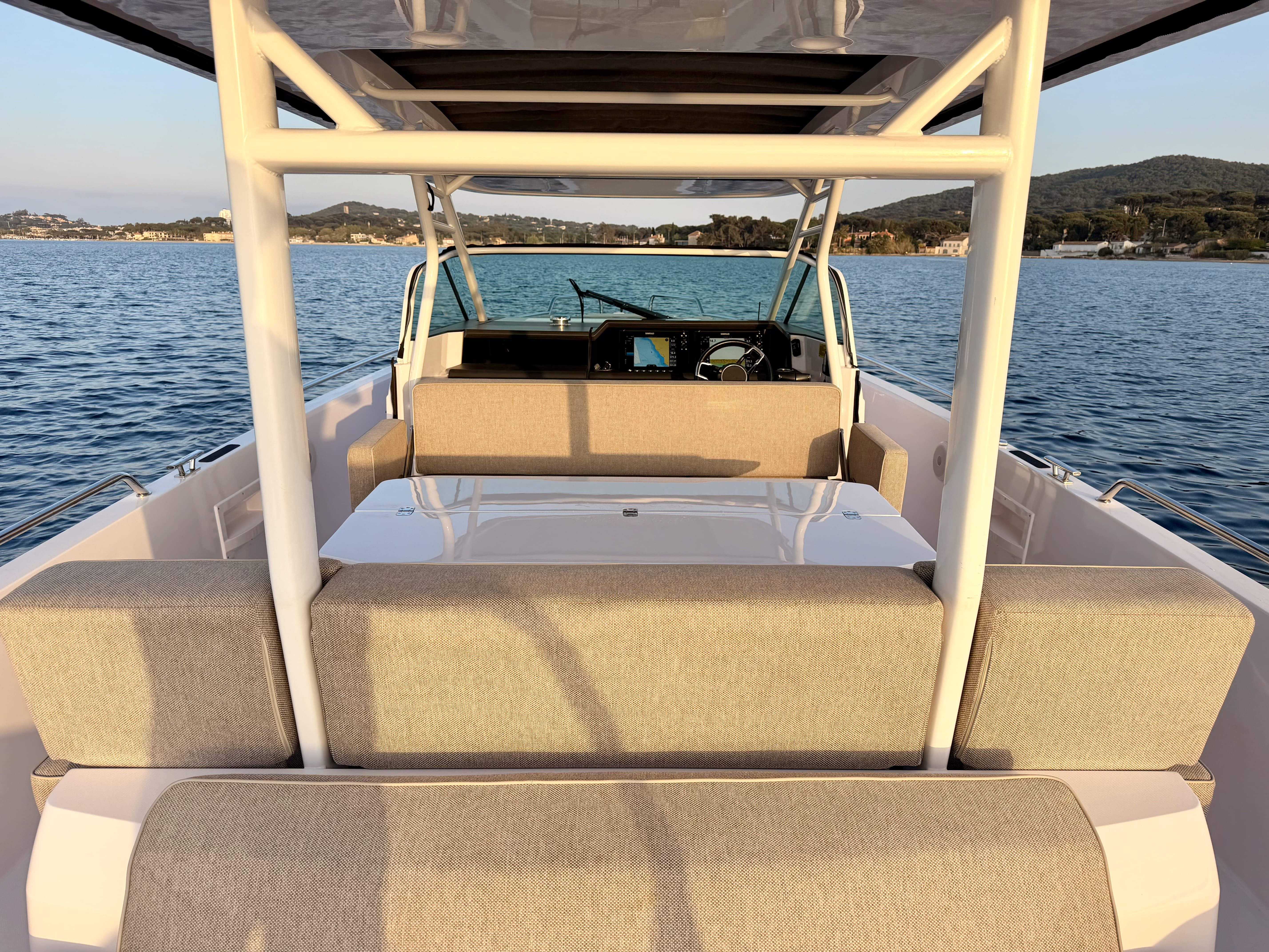 2022 Axopar 37 Sun Top à vendre (photo 20)