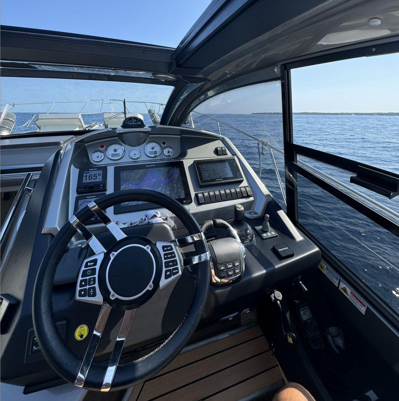 2018 Cranchi M44 HT in vendita e a noleggio (photo 6)