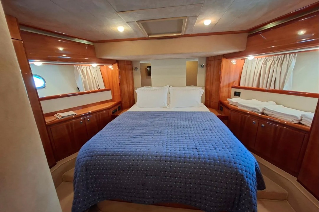 2005 Ferretti 761 zu verkaufen (photo 8)