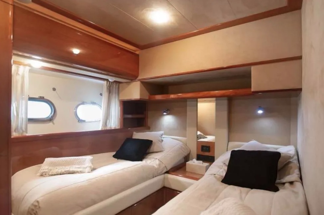 2005 Ferretti 761 zu verkaufen (photo 9)
