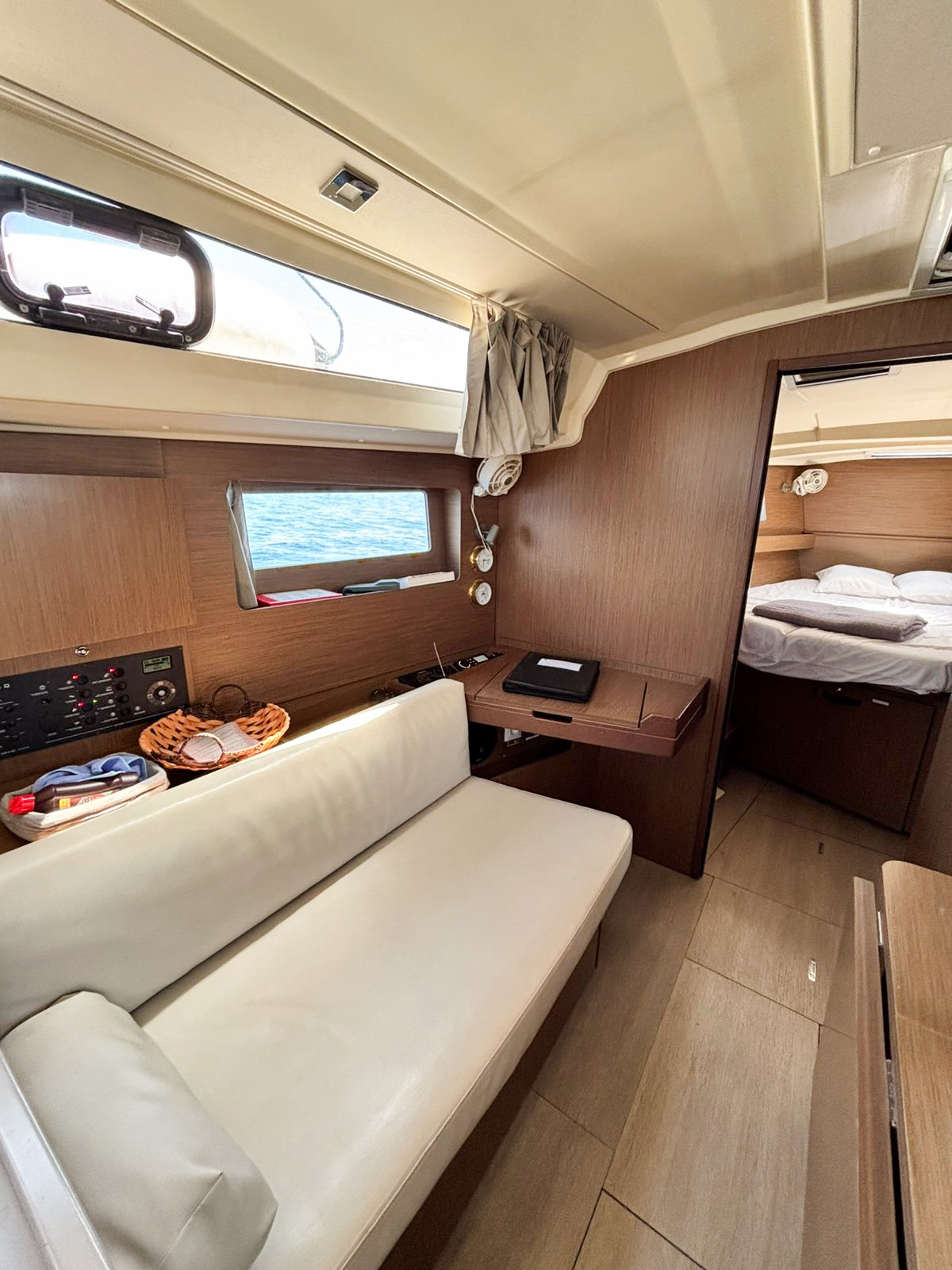 2020 Beneteau Oceanis 41.1 na sprzedaż (photo 20)