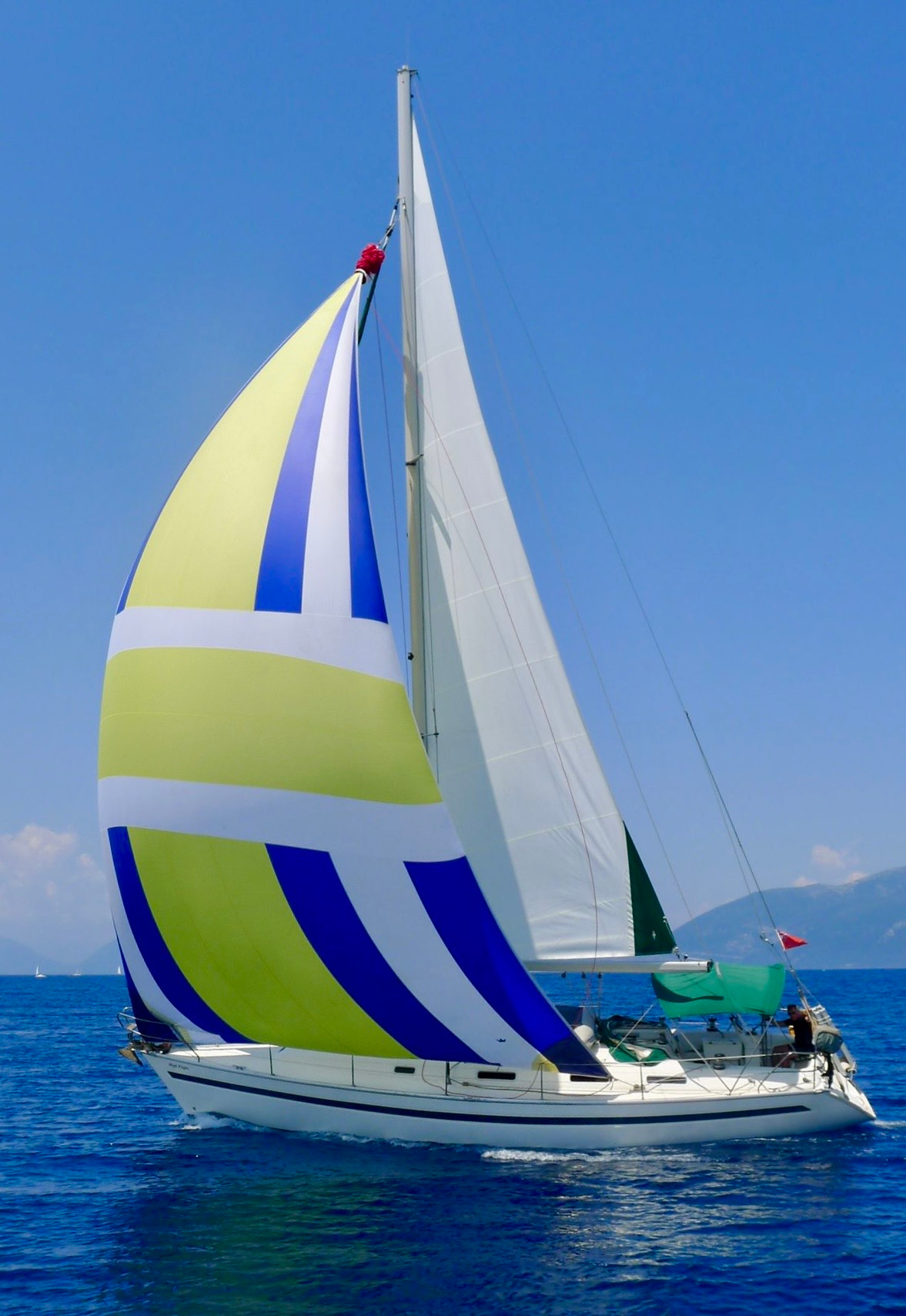 1998 Bavaria 41 Holiday for sale (photo 2)