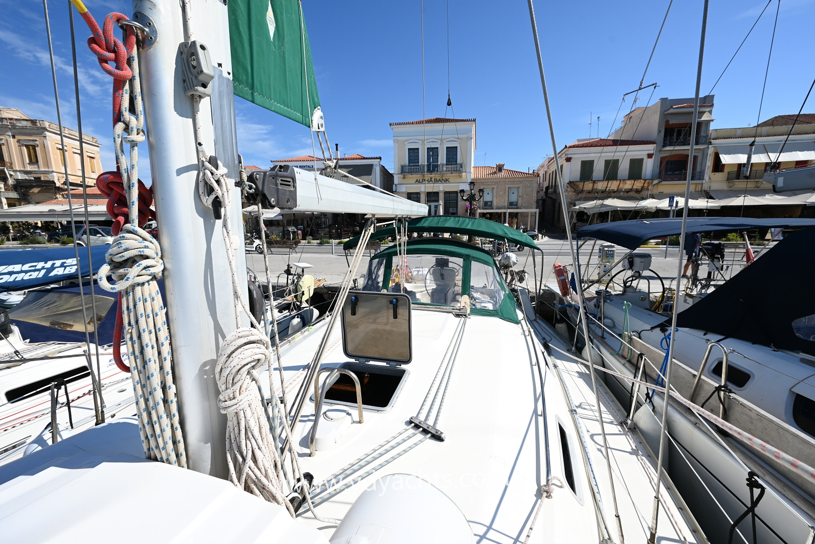 1998 Bavaria 41 Holiday for sale (photo 16)