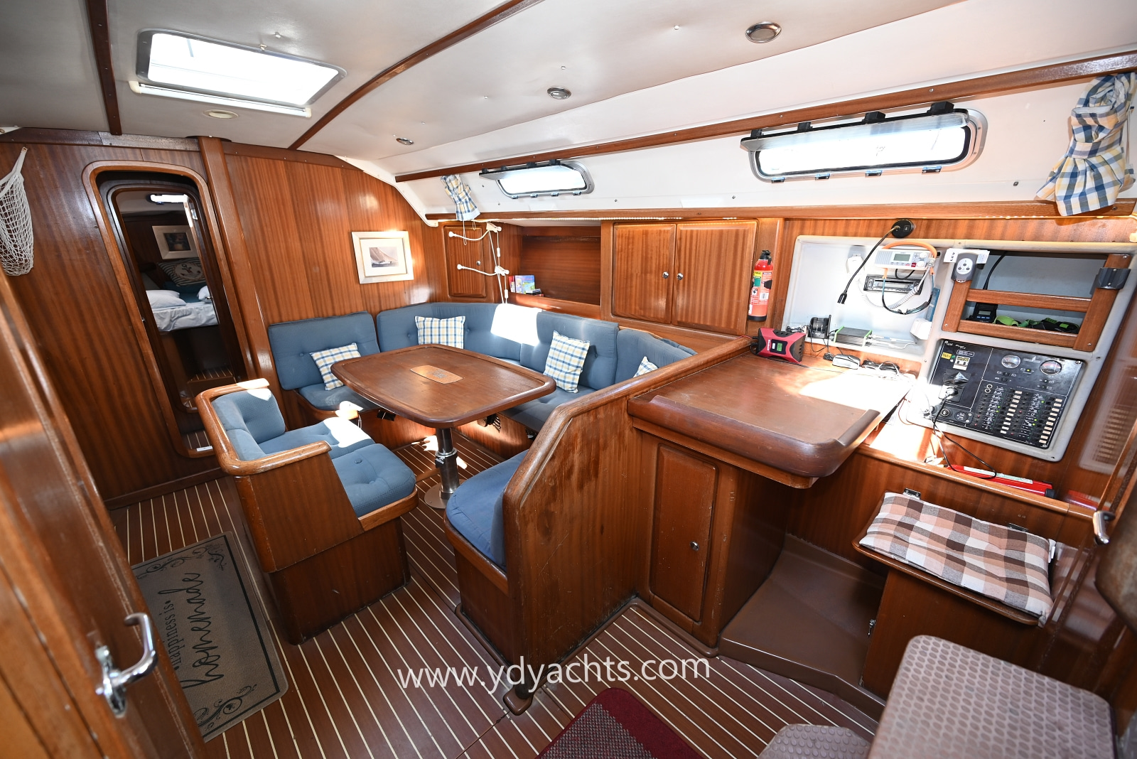 1998 Bavaria 41 Holiday for sale (photo 20)