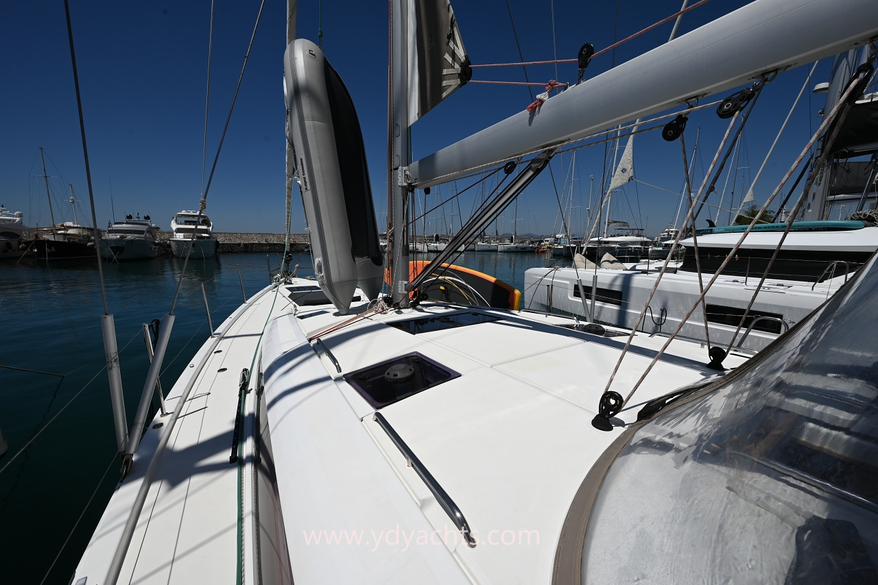 2019 Jeanneau 54 for sale (photo 9)