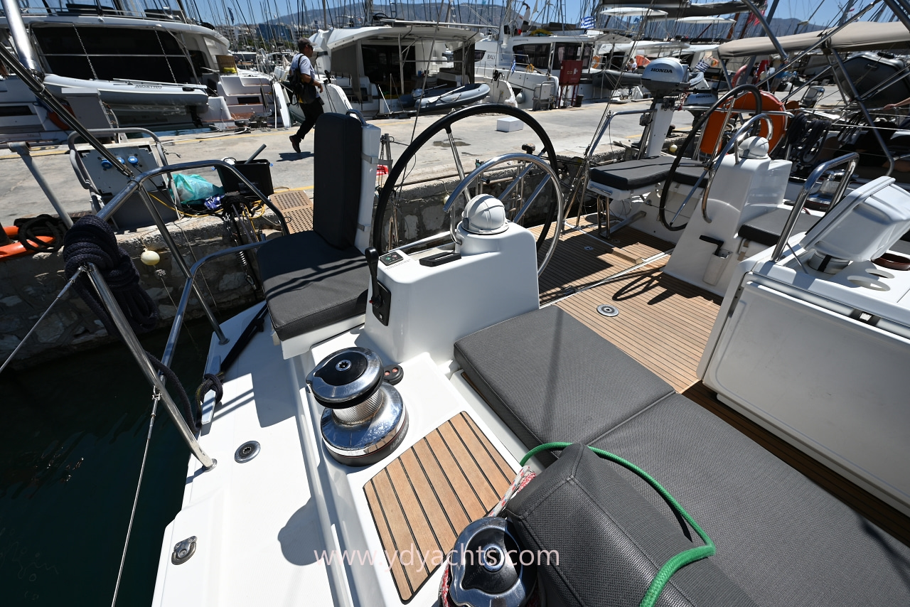 2019 Jeanneau 54 for sale (photo 15)