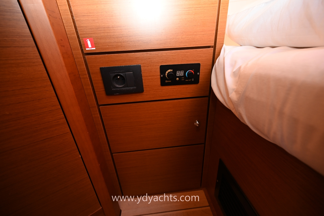 2019 Jeanneau 54 for sale (photo 25)