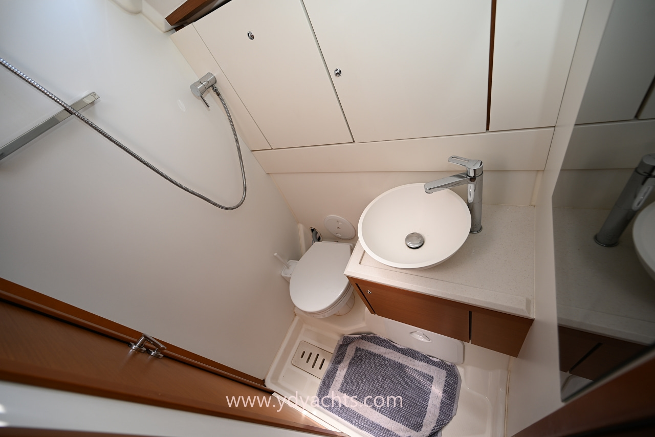 2019 Jeanneau 54 for sale (photo 26)