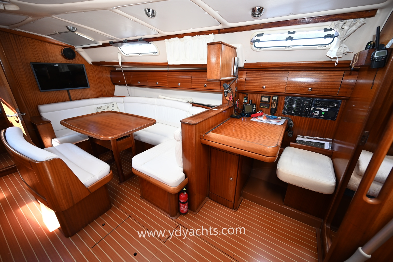 2003 Bavaria 38 for sale (photo 21)