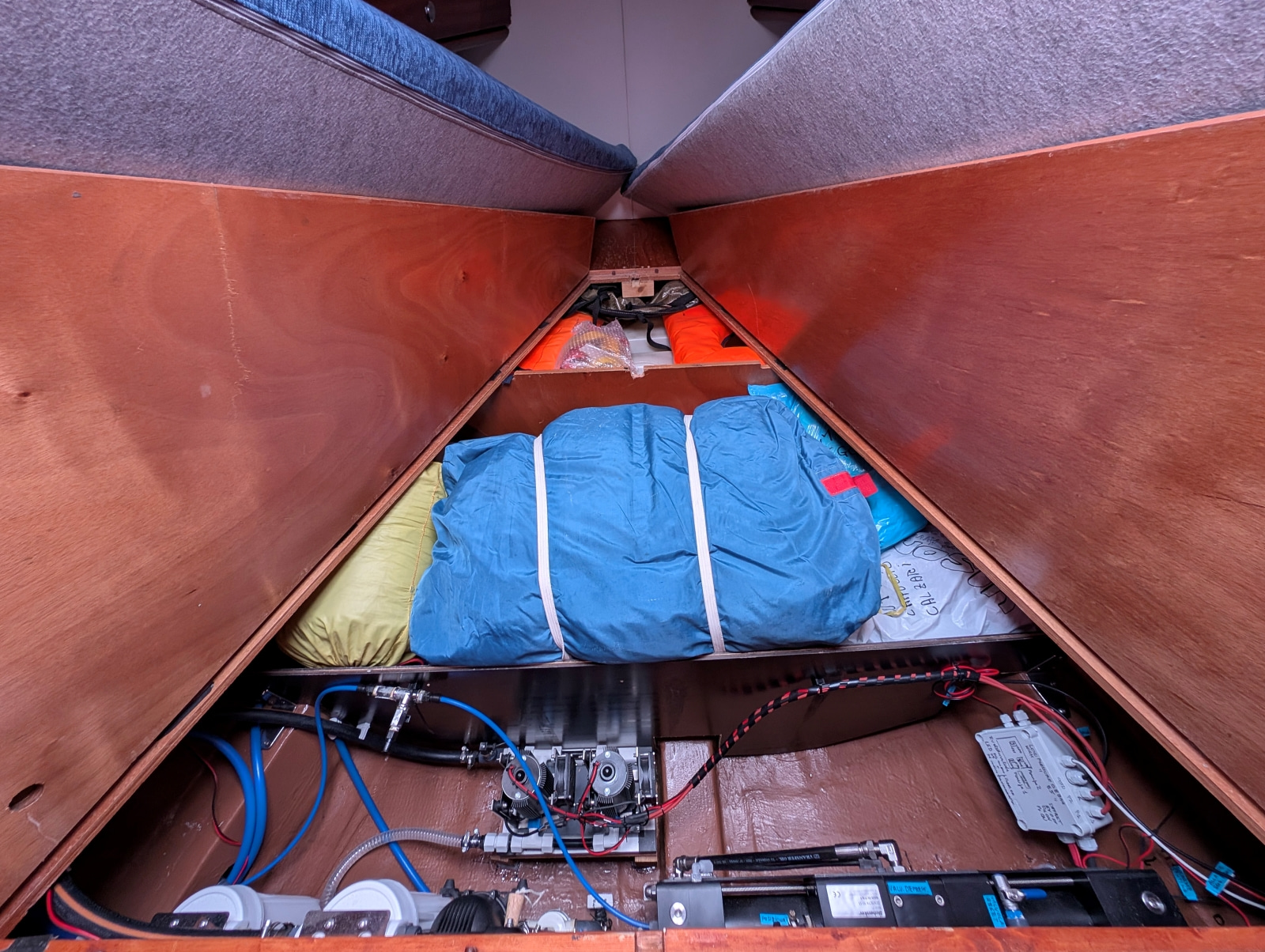 2003 Bavaria 38 for sale (photo 28)