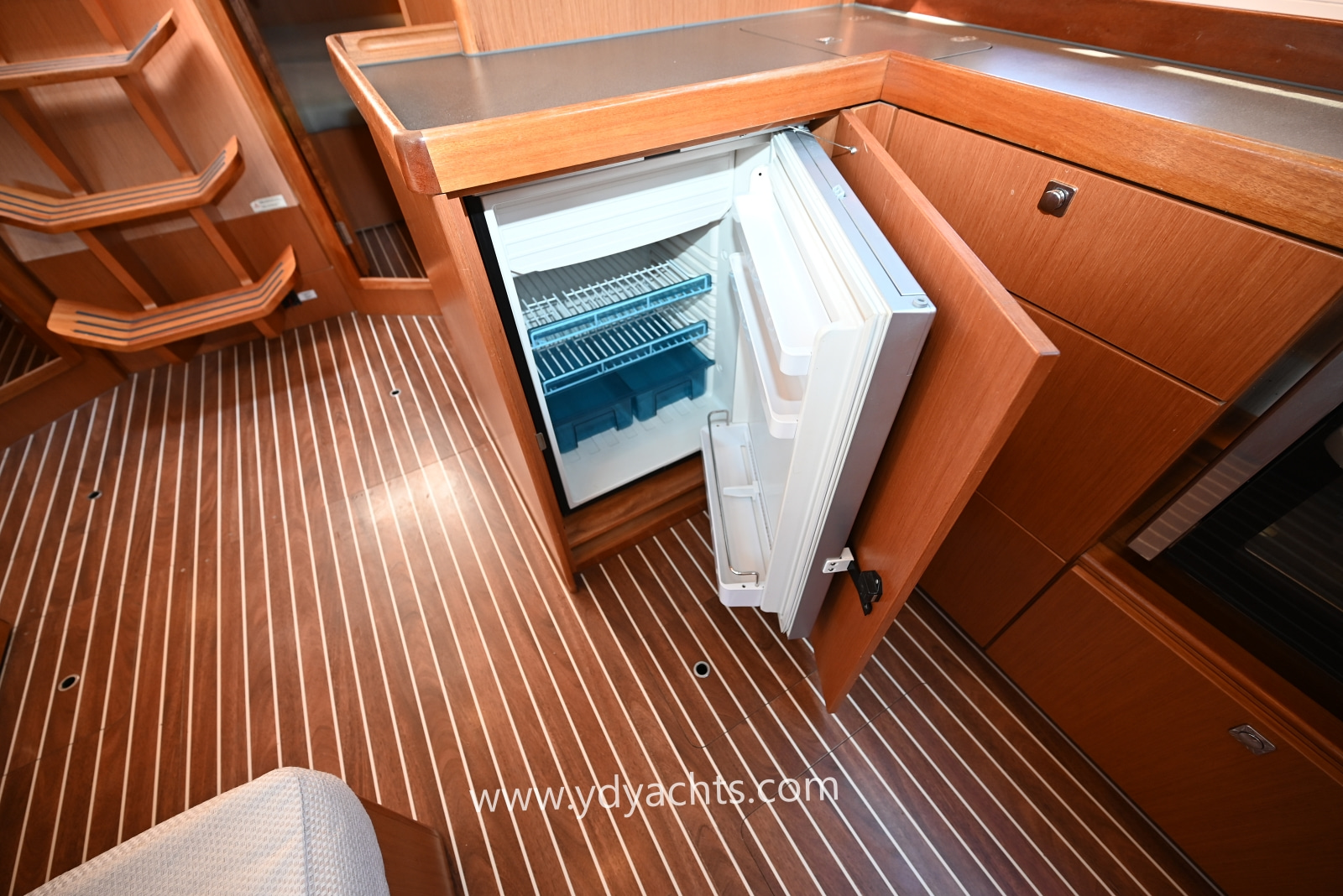 2020 Bavaria Cruiser 46 for sale (photo 36)