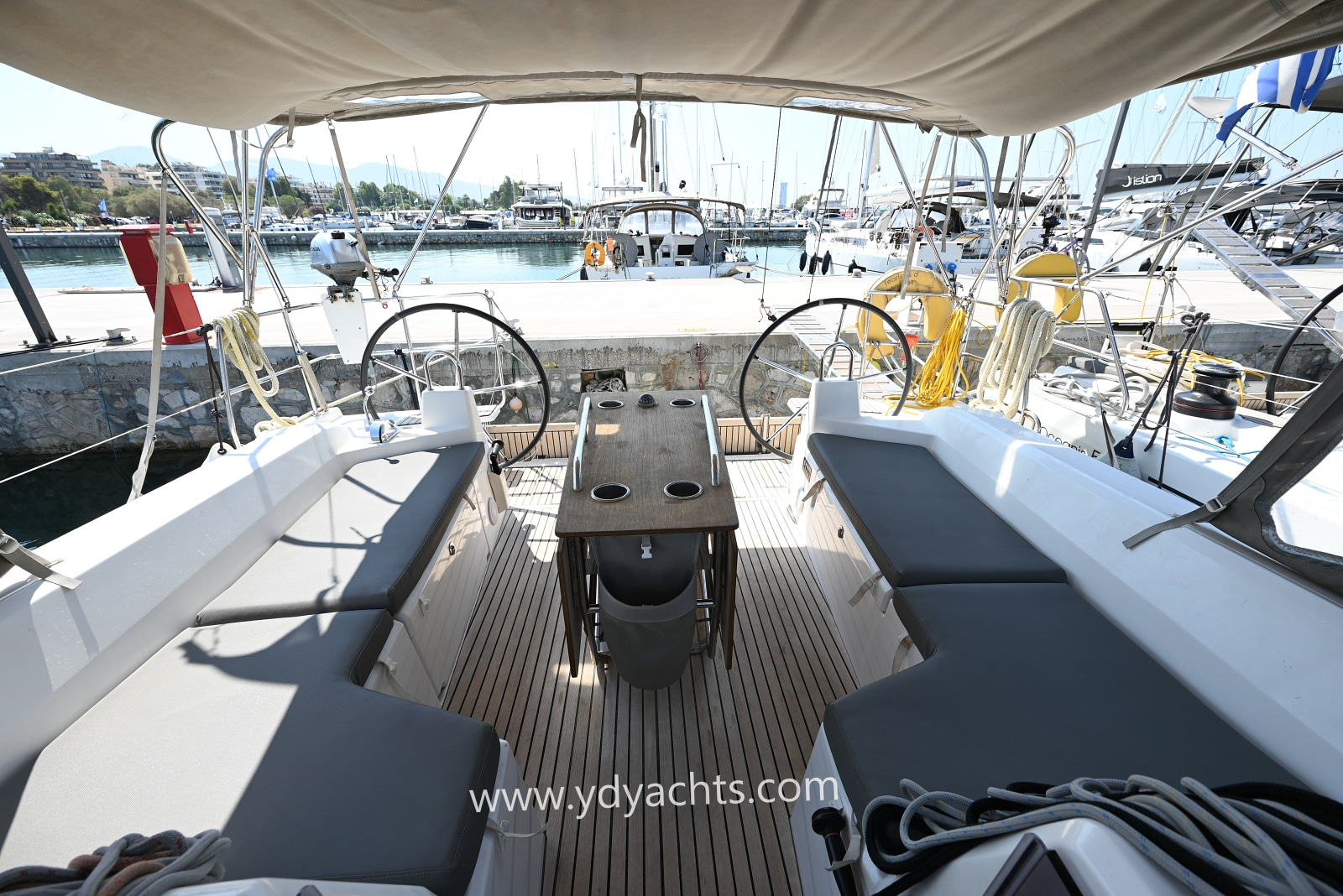 2022 Beneteau Oceanis 40.1 à vendre (photo 15)