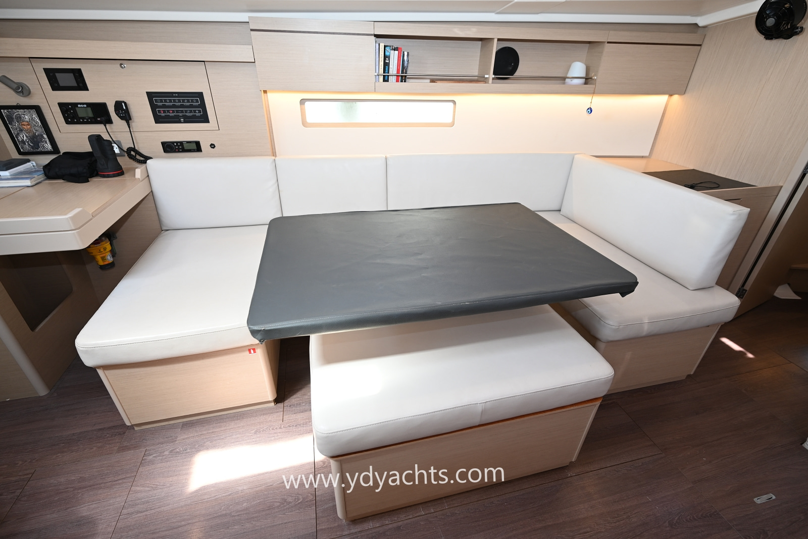 2022 Beneteau Oceanis 40.1 à vendre (photo 19)