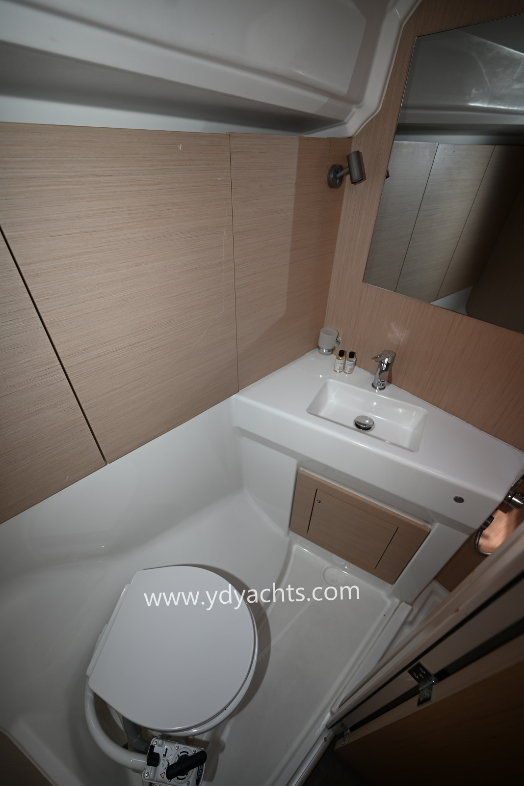 2022 Beneteau Oceanis 40.1 à vendre (photo 24)